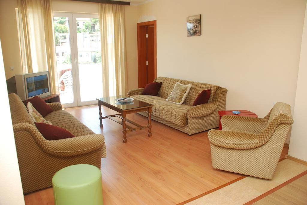 Apartments Ismy Ulcinj Eksteriør bilde
